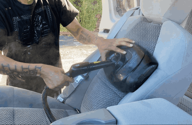 Car Detailing and Shampoo: Ensuring Your Car Looks Brand New