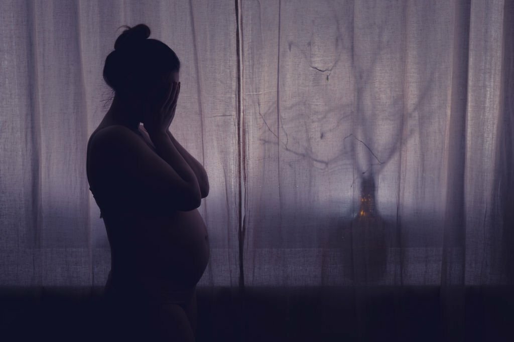 Identifying Risk Factors and Early Signs of Prenatal Depression: A Comprehensive Guide
