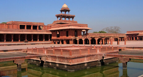  Exploring the Magnificent Rajput Architecture in India.