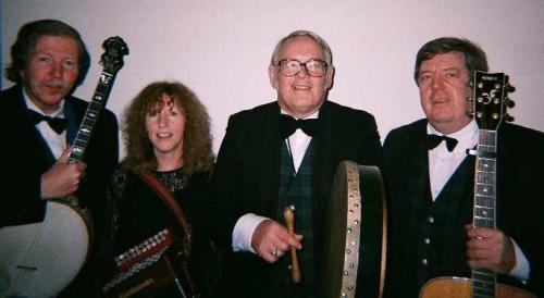 Ceilidh Bands For Weddings - Jigs n Reels