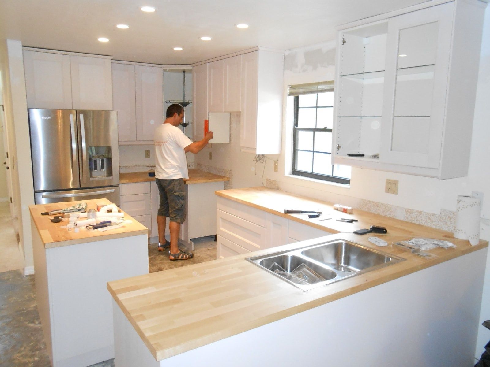 Cabinet Refacing Pros: Premier Kitchen Remodelling in San Diego and California