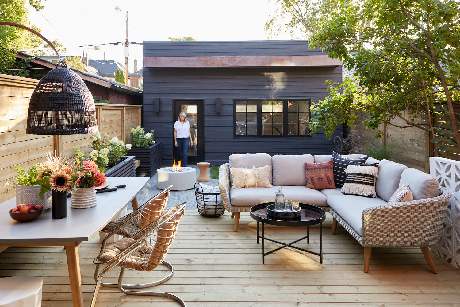 Get Your Home Ready for the Seasons: A Trendy Guide to Refreshing Your Décor