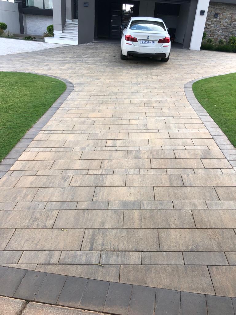 Transform Your Curb Appeal: Driveway Paving Solutions from Closter Masonry