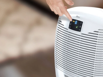 The Environmental Impact of Using Dehumidifiers for Clothes Drying