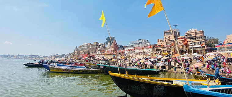 Discover the Spiritual Essence with a Varanasi Ayodhya Tour Package