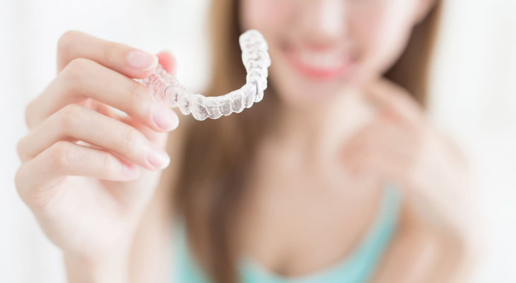 Achieving a Confident Smile: Exploring Invisalign Braces Treatment in East Delhi