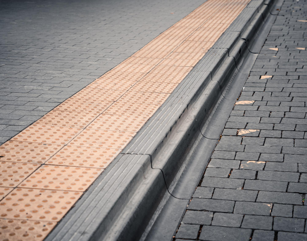 The Ultimate Guide to Resin Driveways in Romford: Everything You Need to Know!