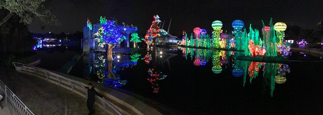Dubai Garden Glow