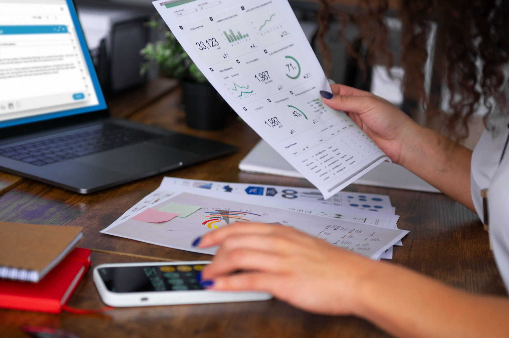 Metrics and User Insights in a UX Audit: Comparing Quantitative and Qualitative Data