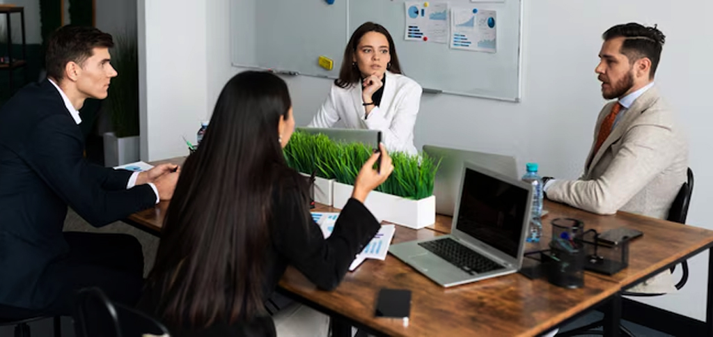 Why Working with a Job Consultant in Delhi Like Infinity Exists Can Help You Find the Right Career Path