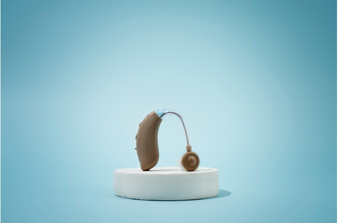 Phonak Hearing Aid by Decibel Clinic: Revolutionizing Auditory Experience