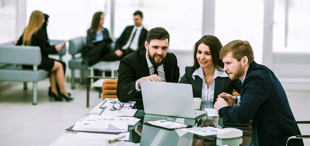 How Job Consultants in Delhi NCR Are Revolutionizing Career Opportunities – Powered by Infinity Exists