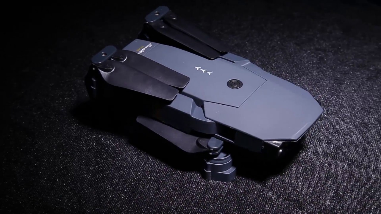 RECORD YOUR EPIC ADVENTURES WITH THIS FOLDABLE LIGHTWEIGHT DRONE