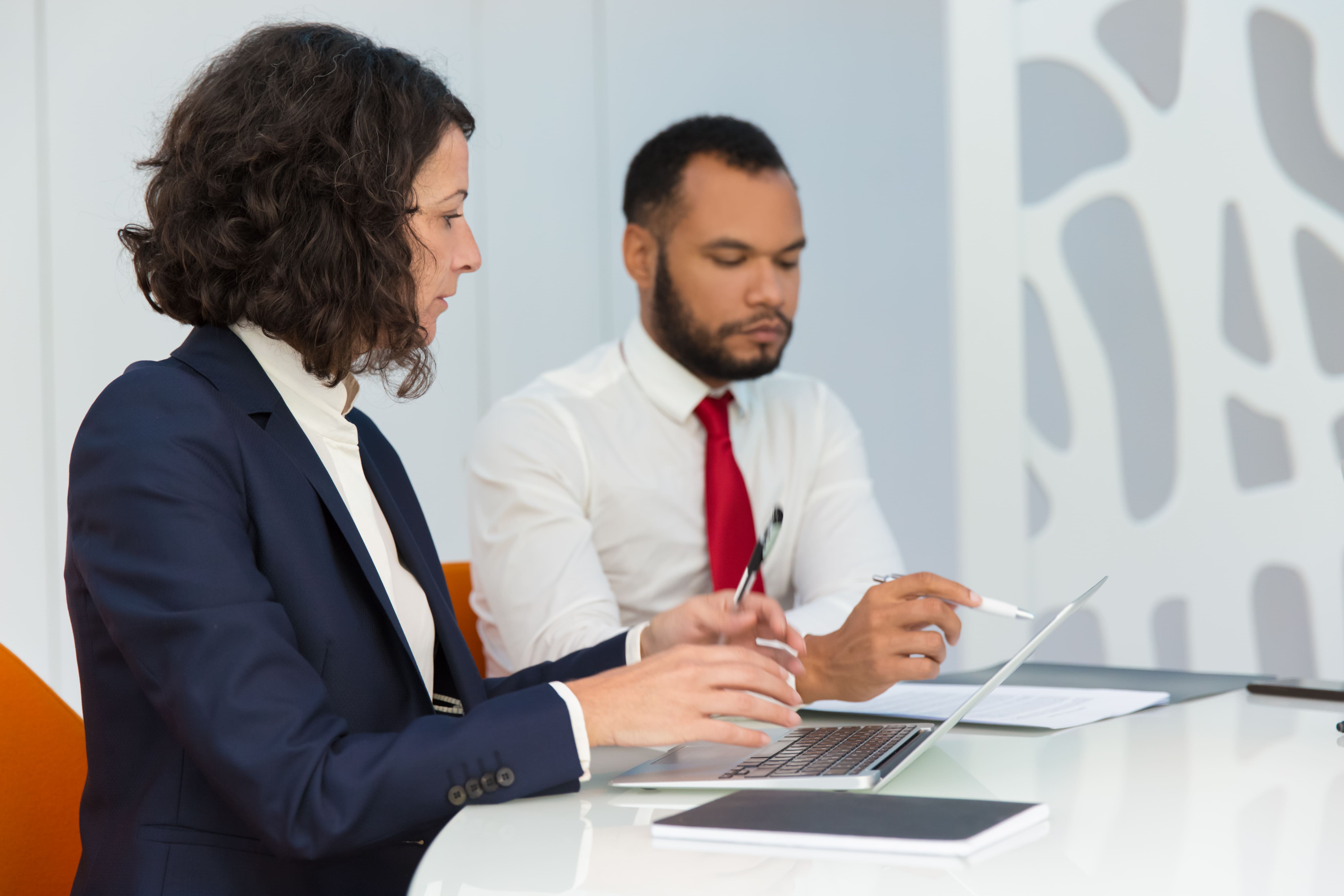 How Scalable HR and Payroll Software Empowers Dubai Businesses