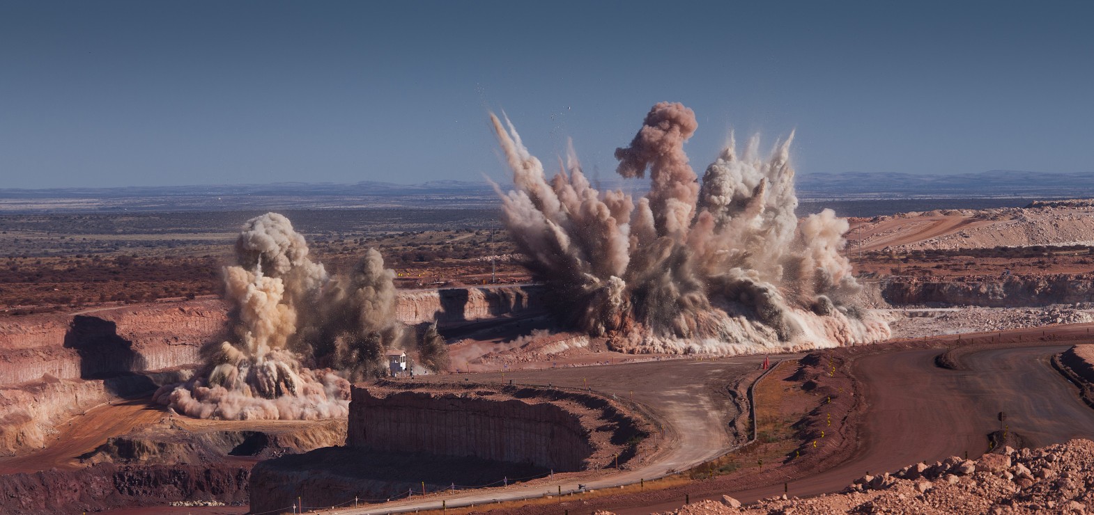Mining Explosives Market Analysis with Focus on Opportunities, Development Strategy by 2031