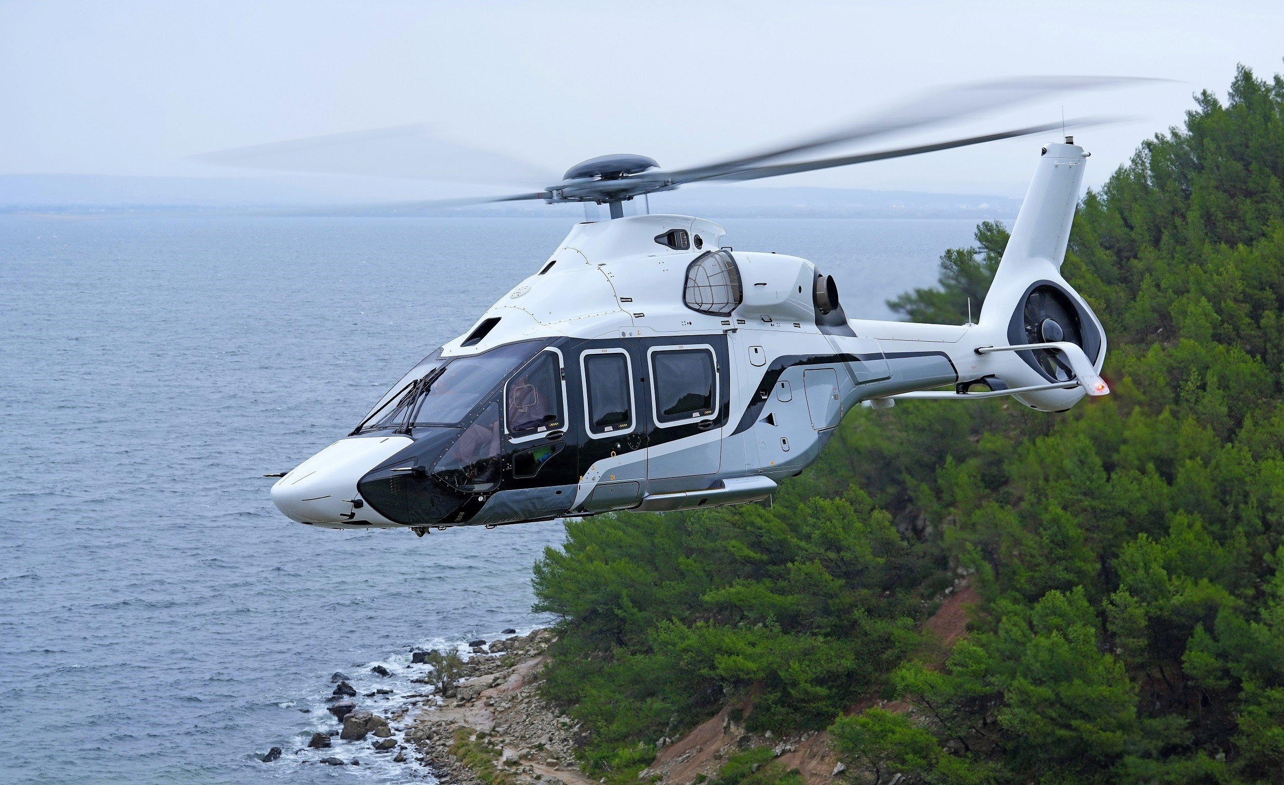 Helicopter Market is Expected to reach USD 54.63 Billion by 2031 With Growing CAGR 7.3%