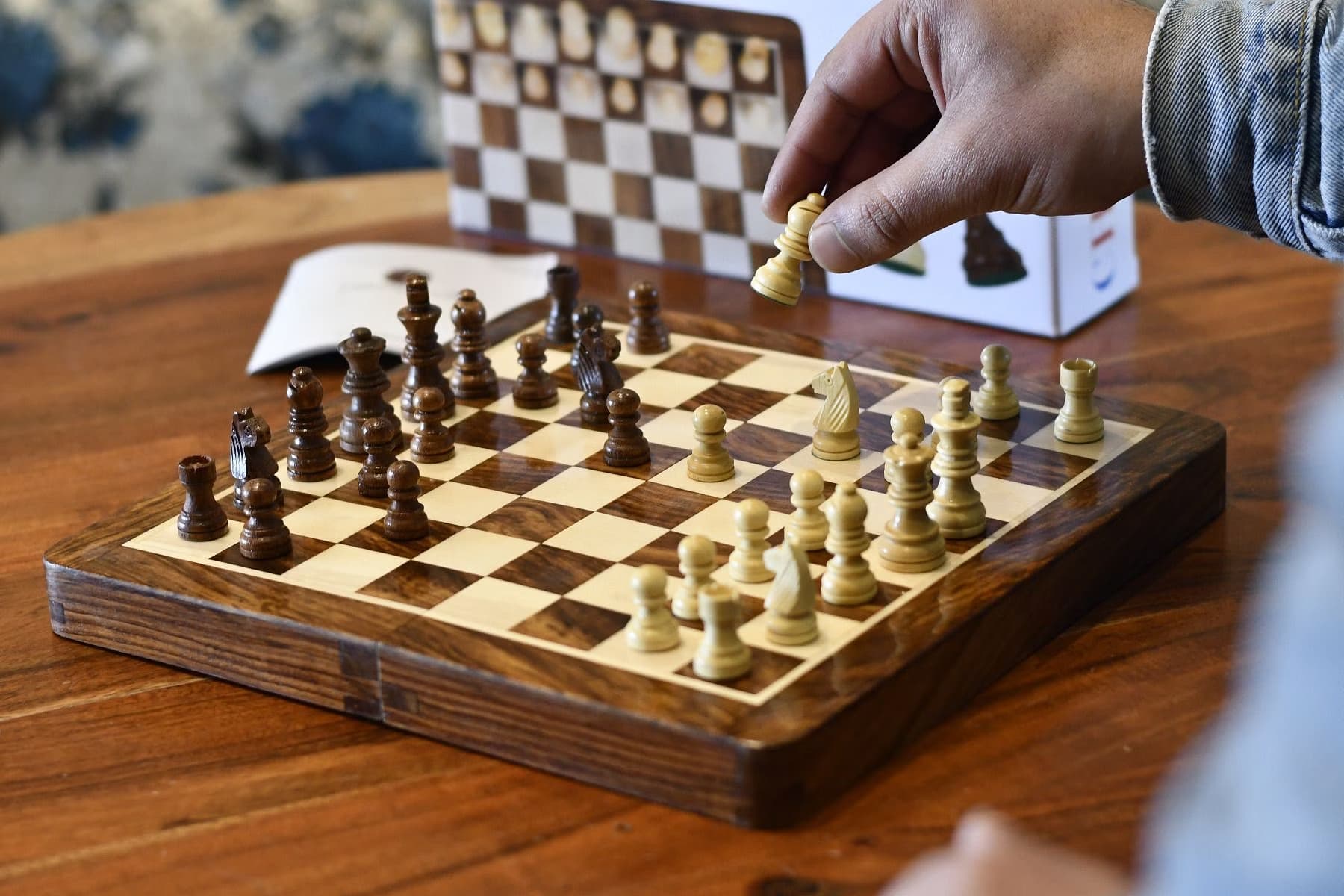 Exploring Magnetic Chess Sets - Your Guide to Portability, Stability, and Tradition