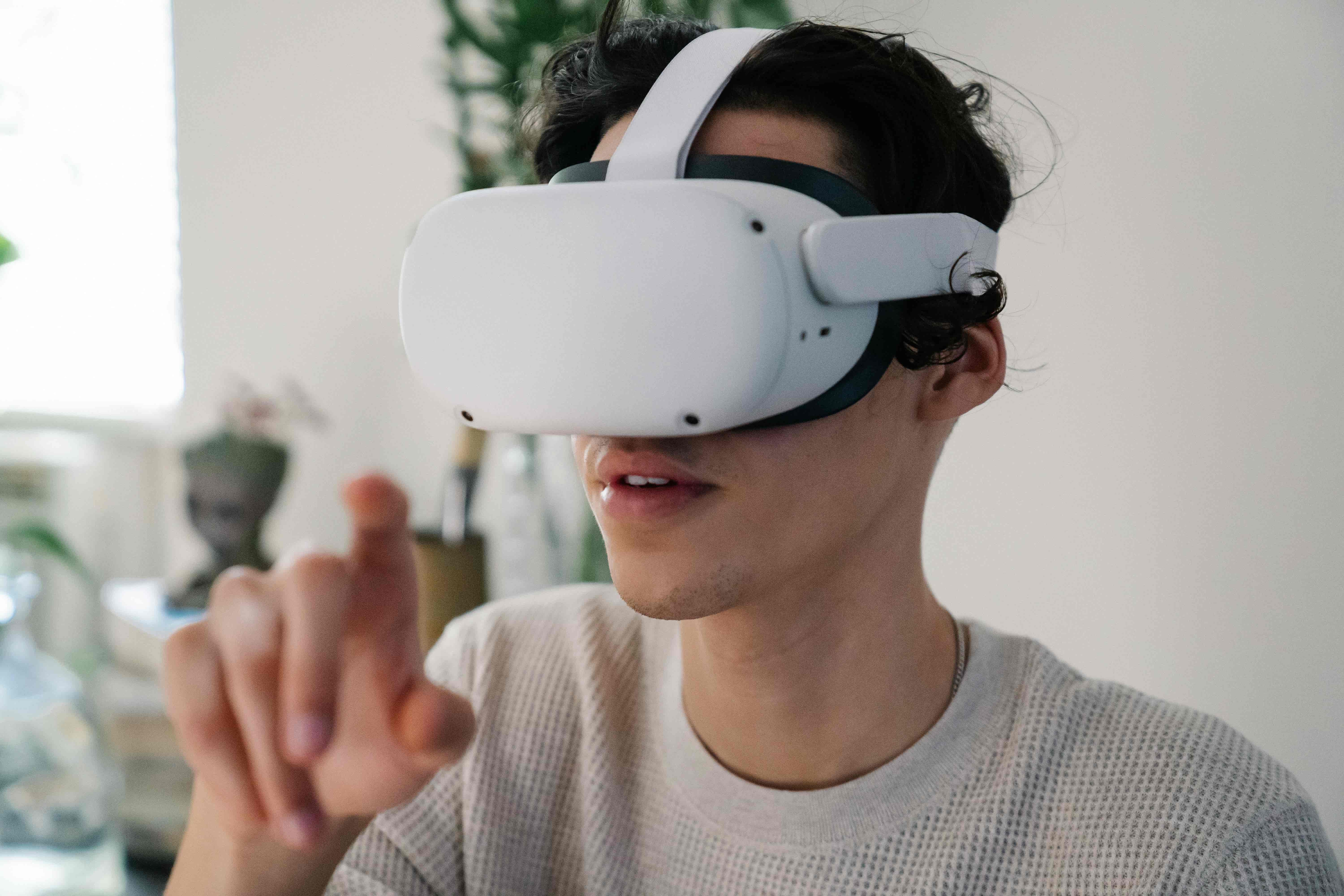 Augmented Reality Services Market Competitve Landscape 2024-2033 – Major Players and Strategies