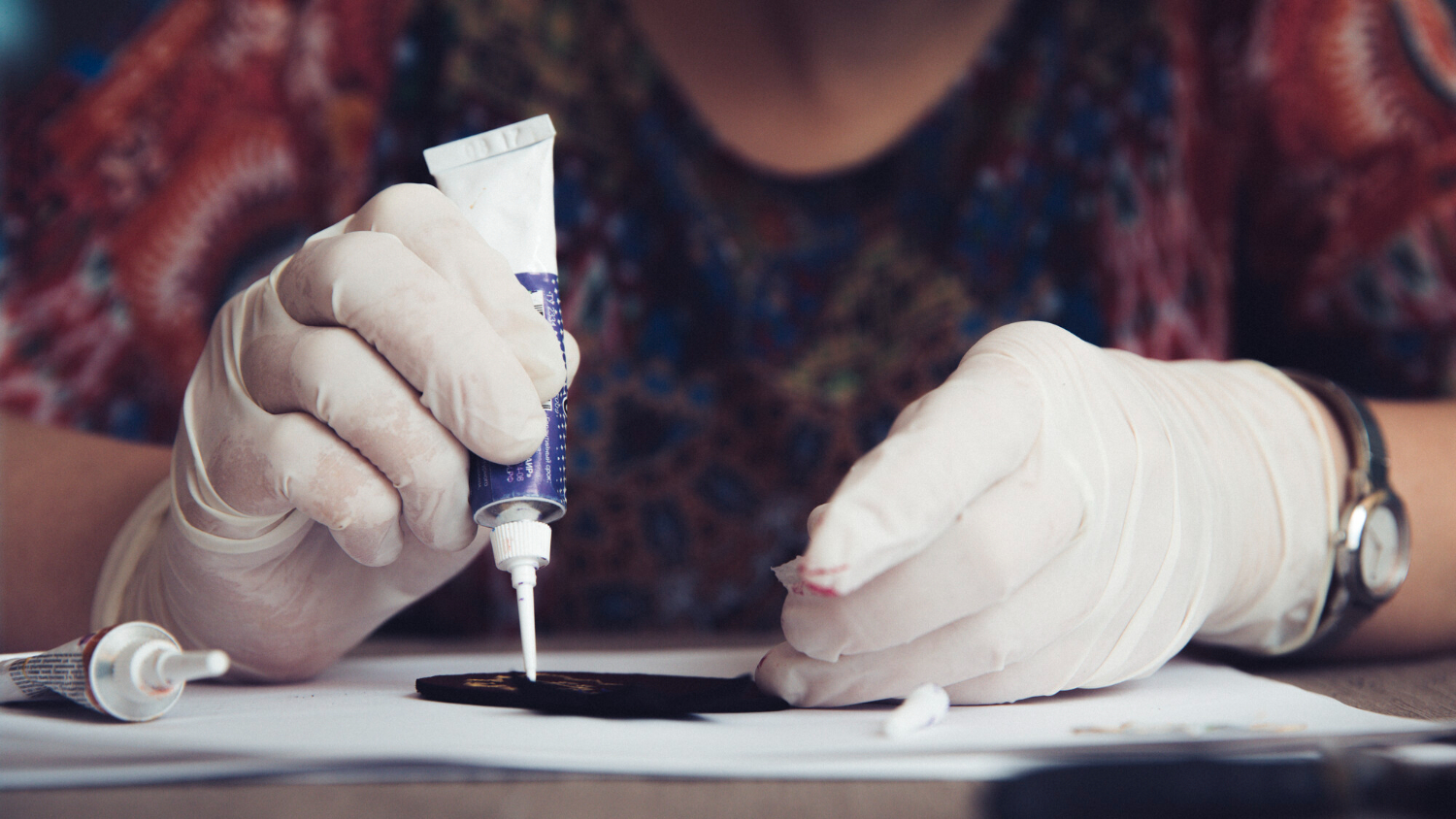 Global Epoxy Adhesives Market Report 2024: Market Size, CAGR, Lucrative Segments And Top Regions
