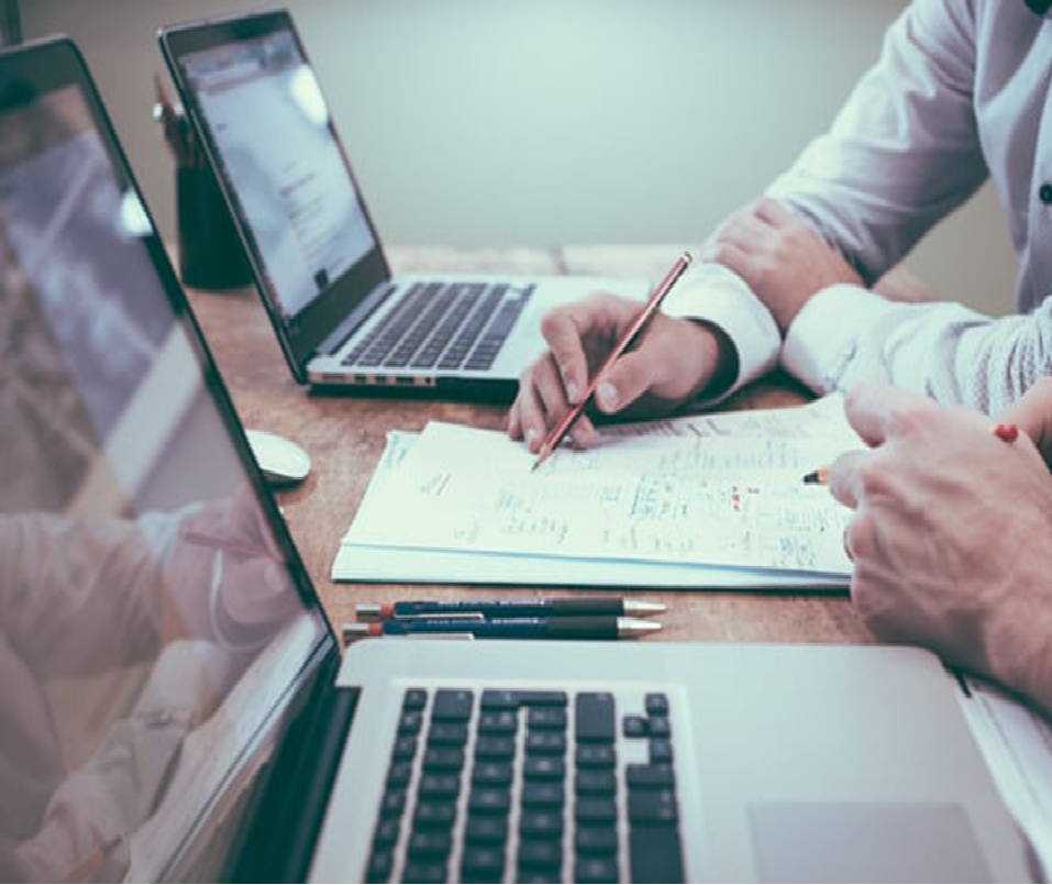 Who Is Financial Planner