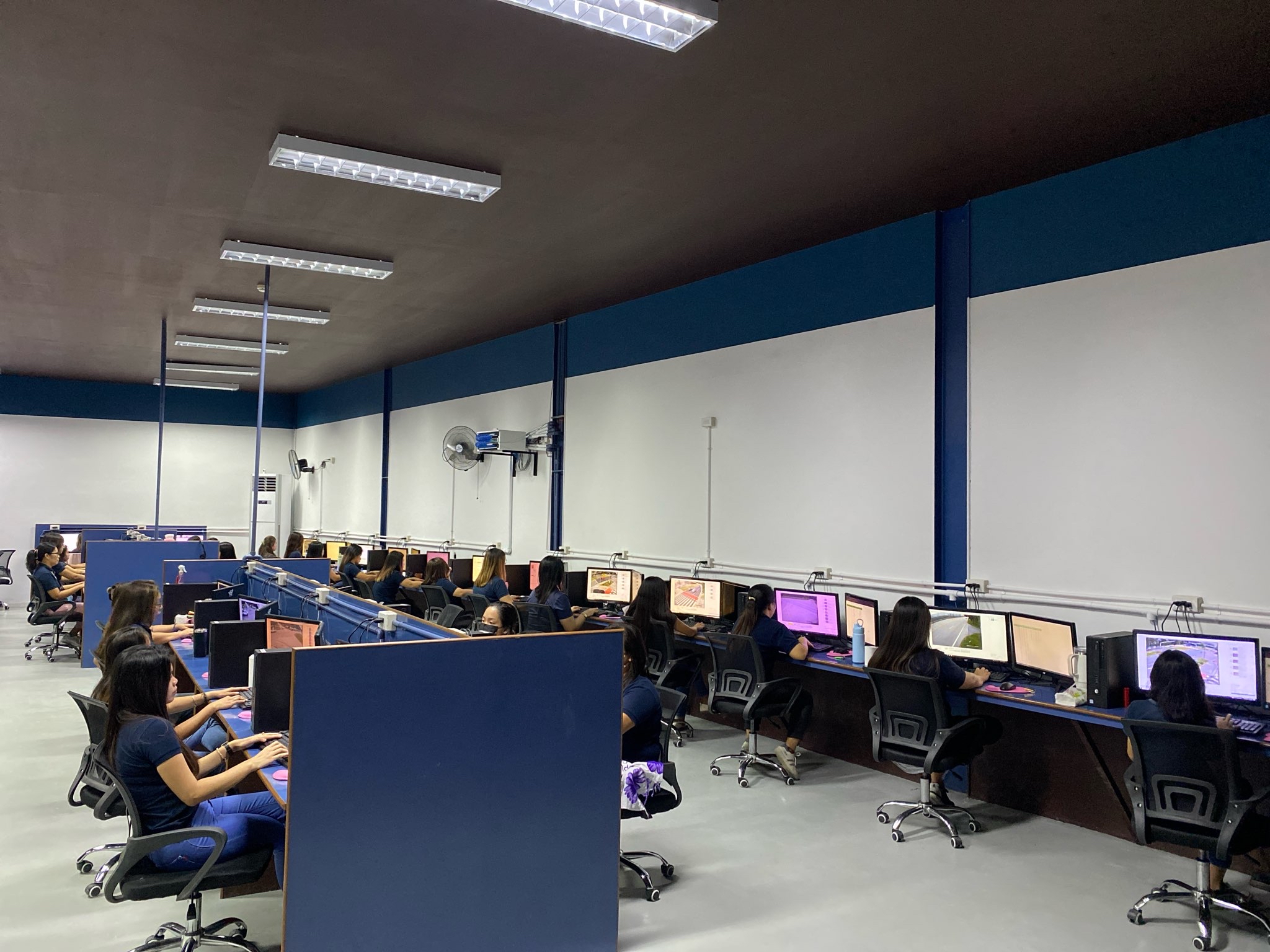 Top Reasons to Outsource Your Call Center Needs to the Philippines | 247 CSR