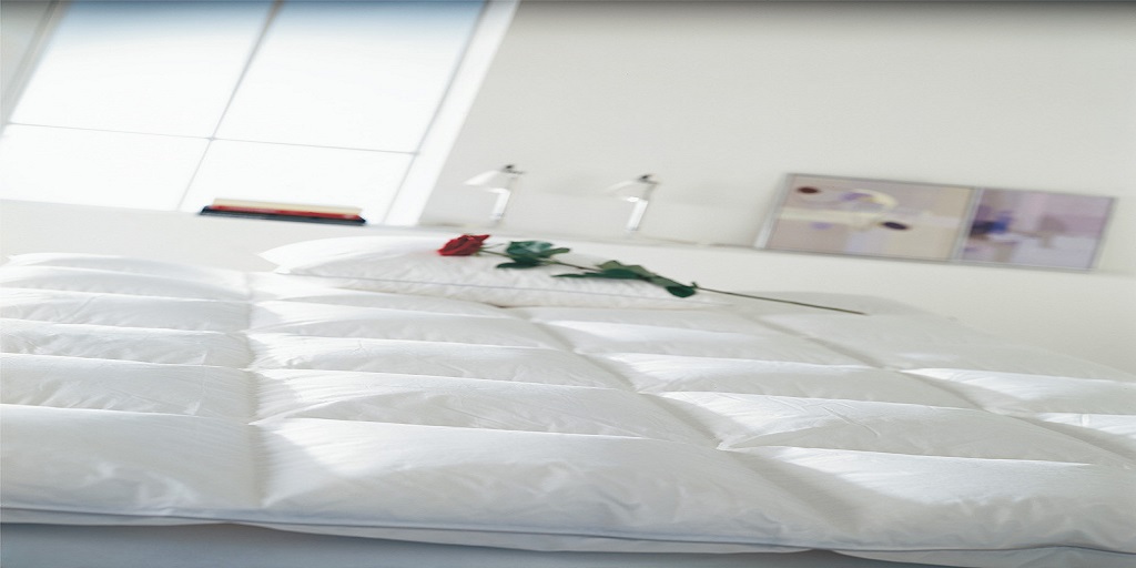 How to Make Your Small Bedroom Feel Like a Hotel Room