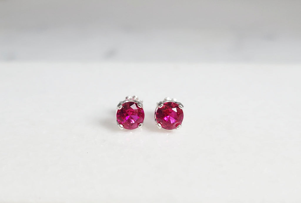 Elegant July Birthstone Jewelry: Classic Ruby Designs for Your Collection
