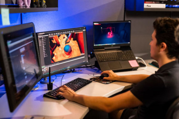 Understanding the Difference Between Game Design and Animation Courses in Delhi