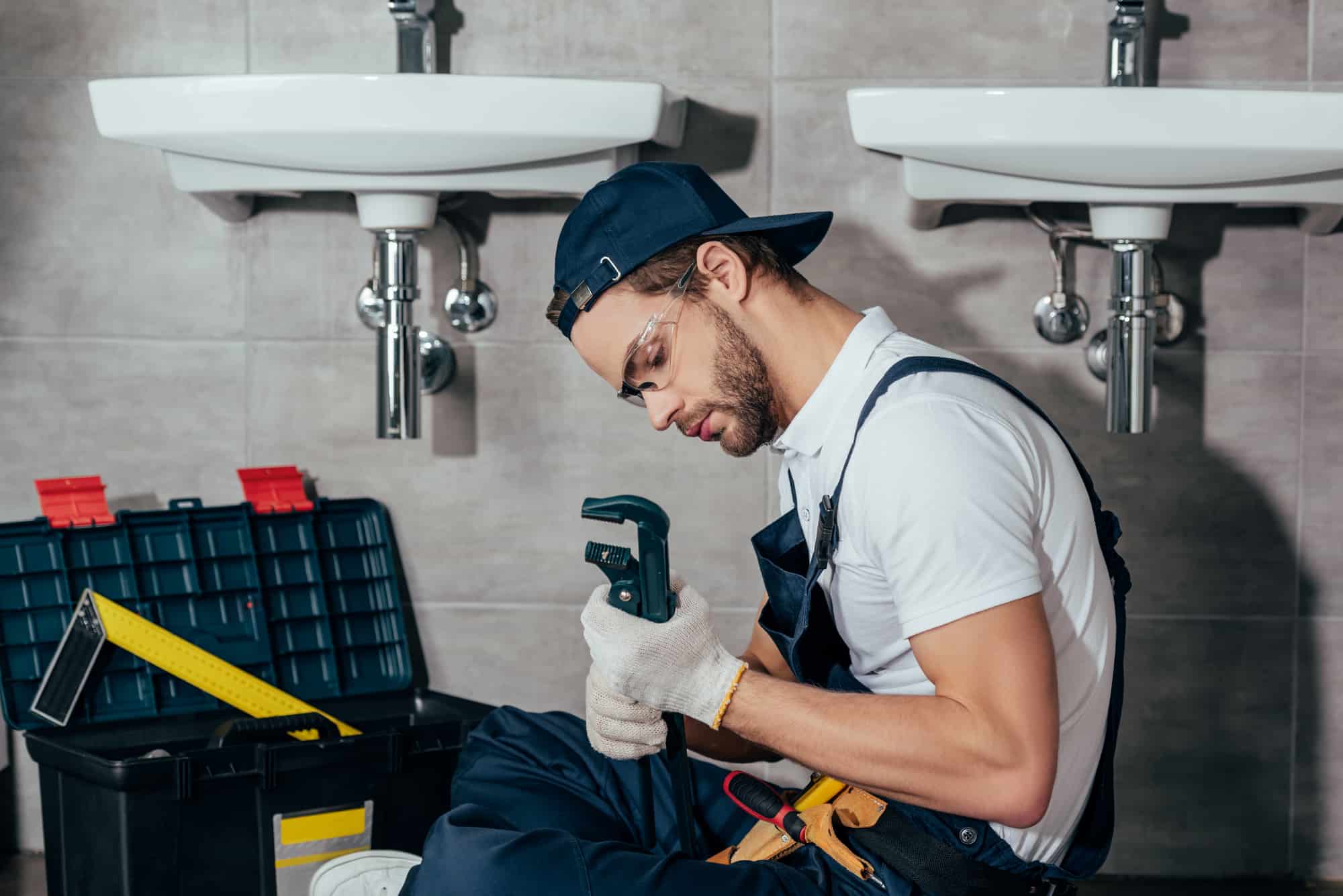Top 5 Qualities to Look for in a Professional Plumber