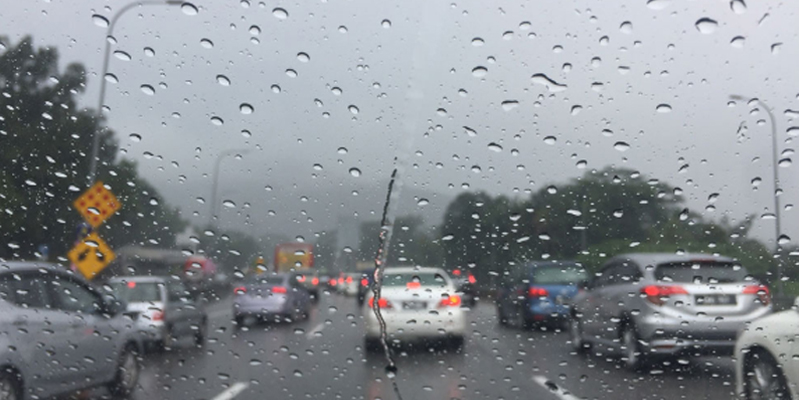 Tips for Driving Safely in the Rain