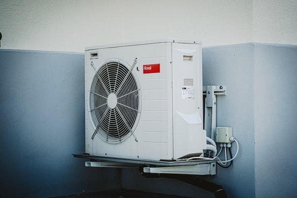 Is Specialized Help Needed for Domestic Air Conditioning Installation in Leatherhead?