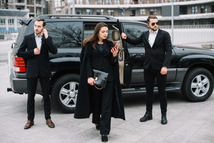 The Ultimate Guide to Choosing the Right Limousine Service in London