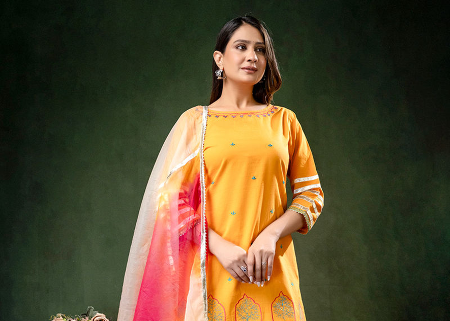 How Is The Loom Redefining Ethnic Wear in India for Modern Women?