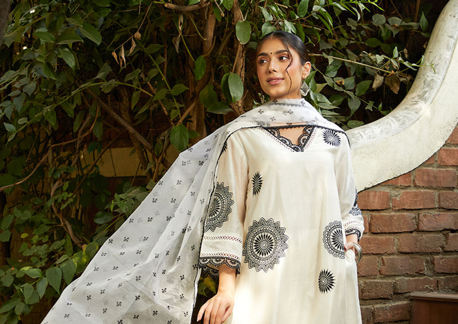 How to Choosing the Best Ethnic Wear for Women in 2026
