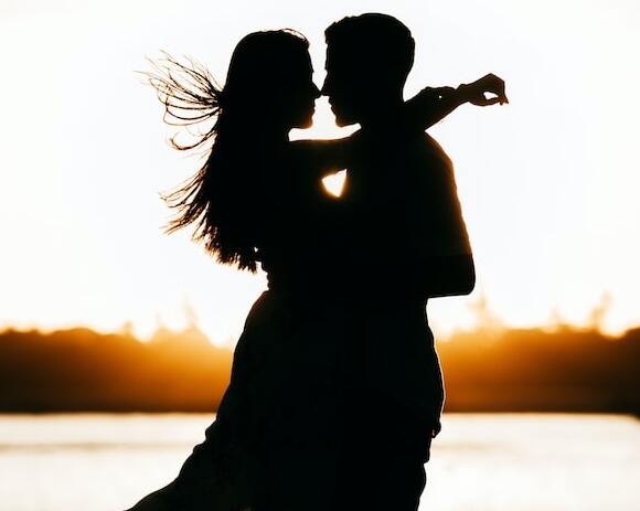 Tips for Building a Strong and Lasting Relationship