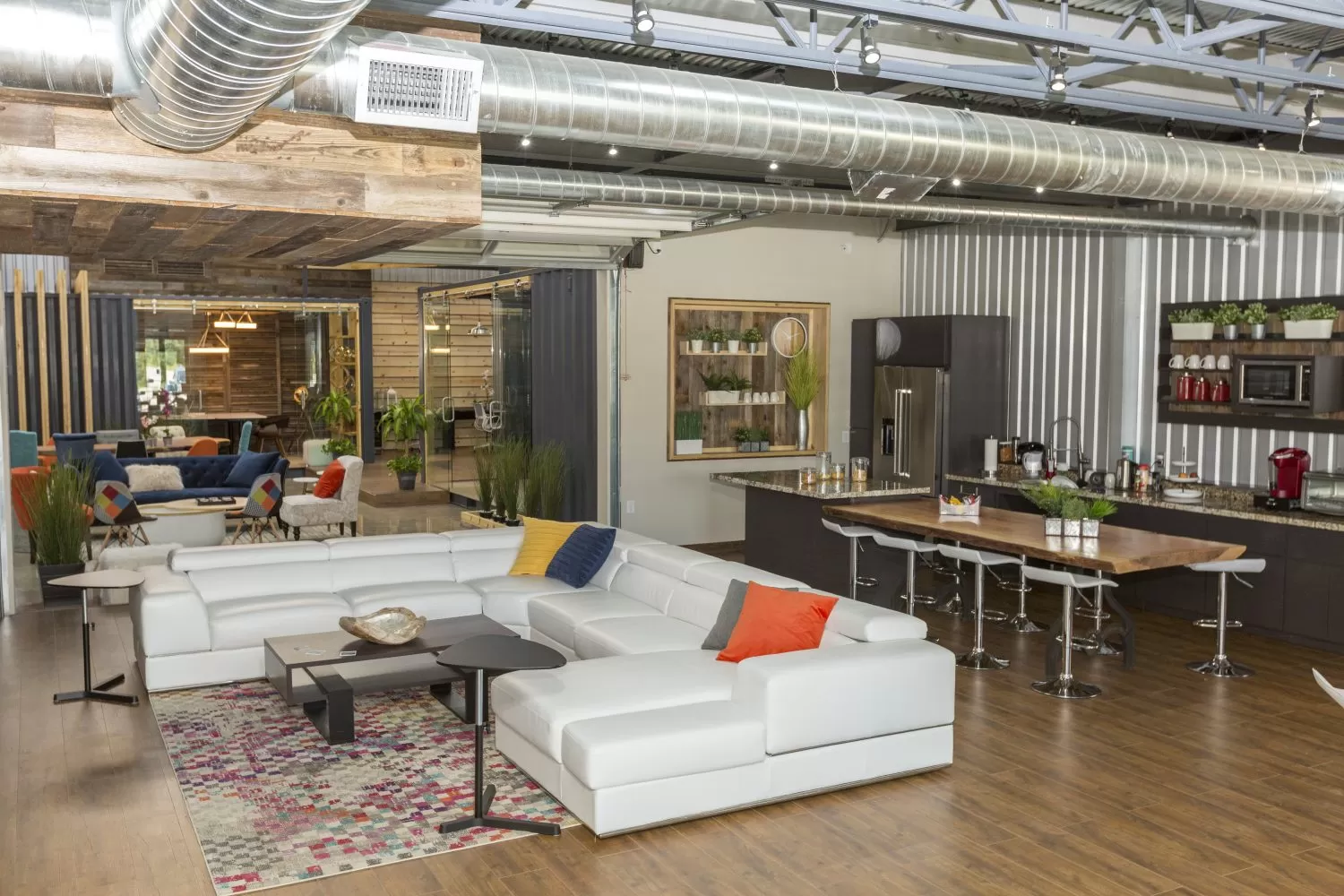 Introducing The Best Workspace Solution: Cubic Cowork