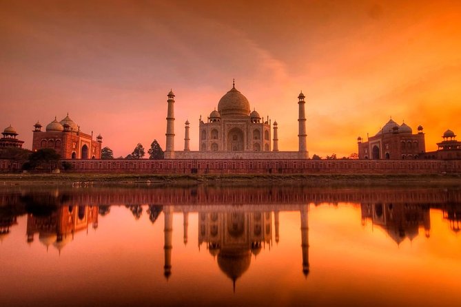 Approved Tour Guide in Agra full-day