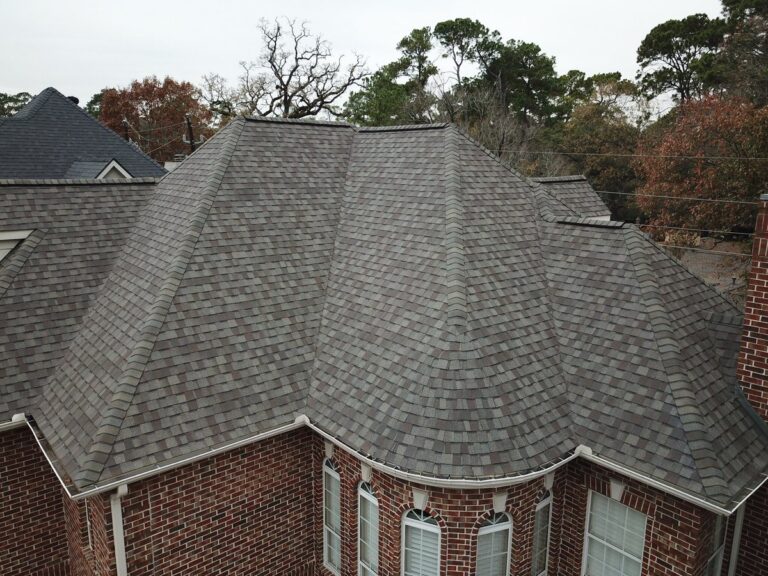 What are the essential qualities to look for when hiring Roofers Windsor, Ontario?