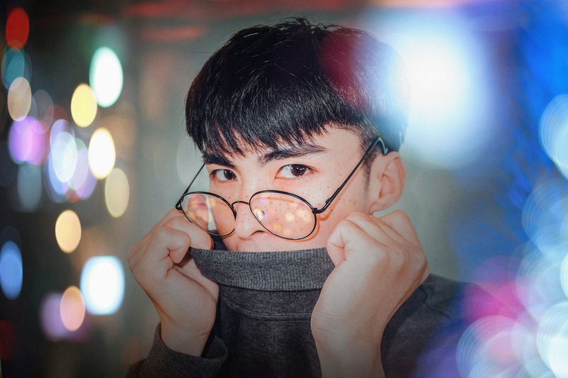 Tips to Prevent Glasses Fogging While Wearing a Mask
