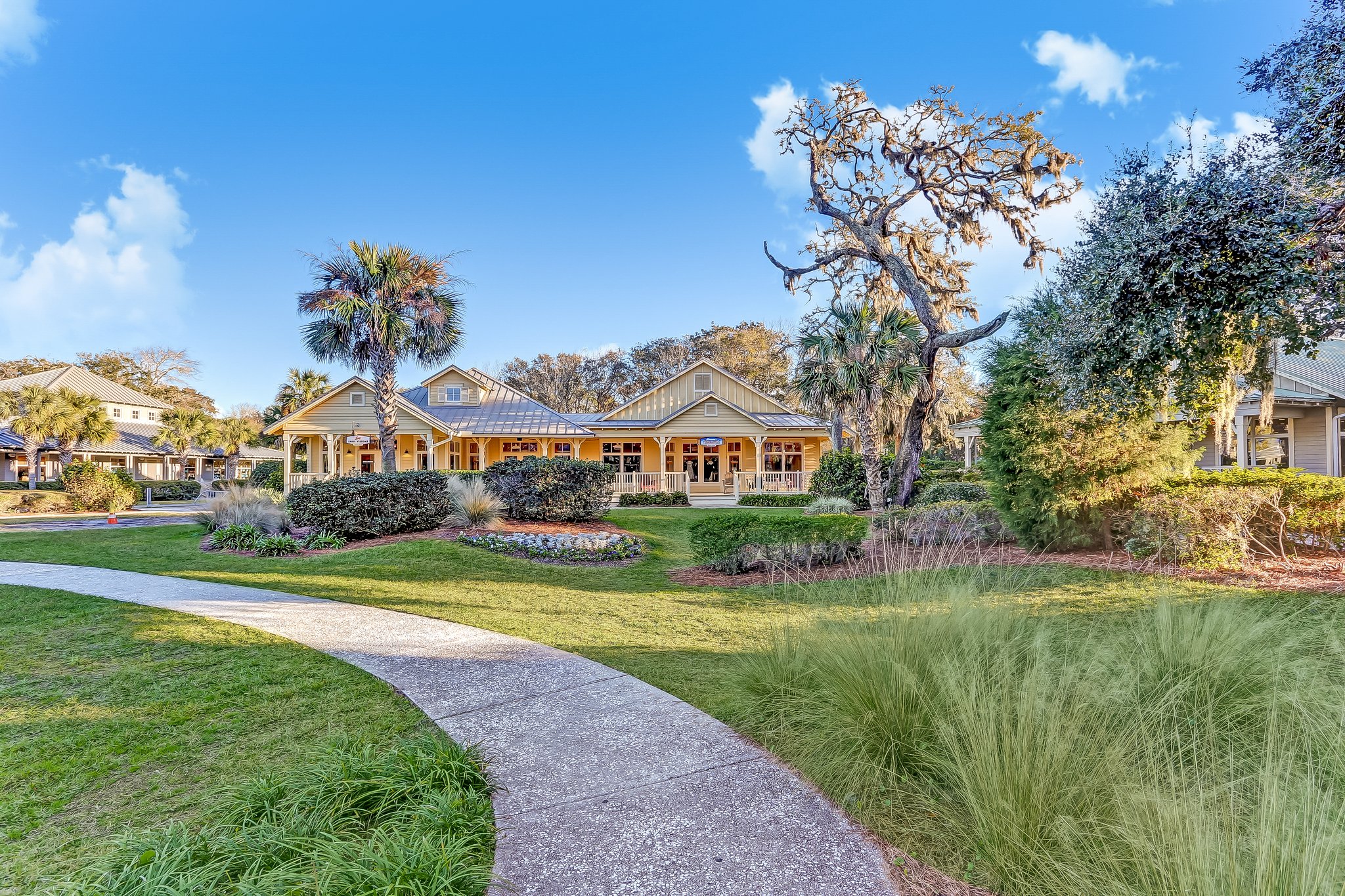 Discover Lavish Amelia Island Oceanfront Resort Rentals