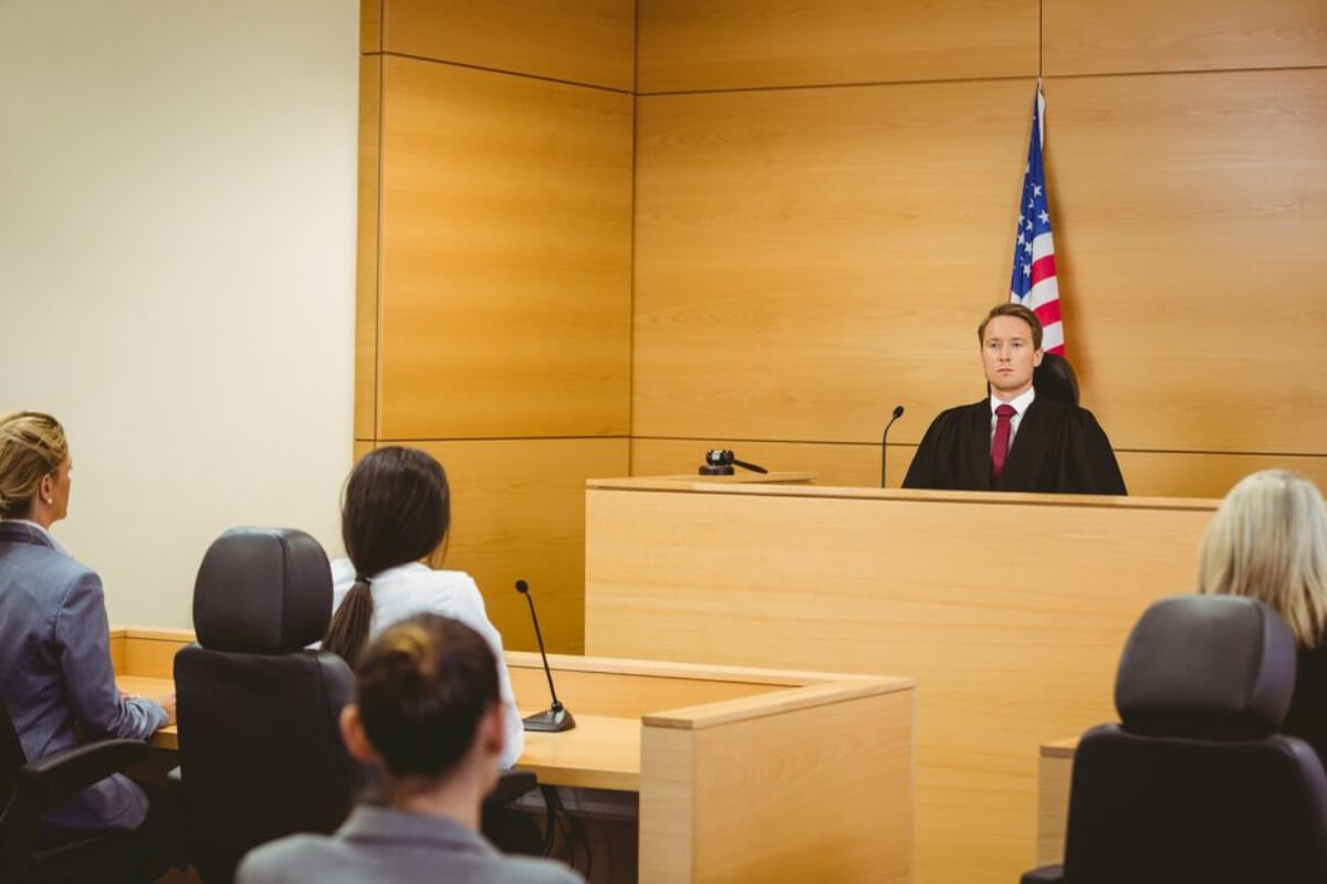 6 Reasons Your Law Firm Should Go Paperless