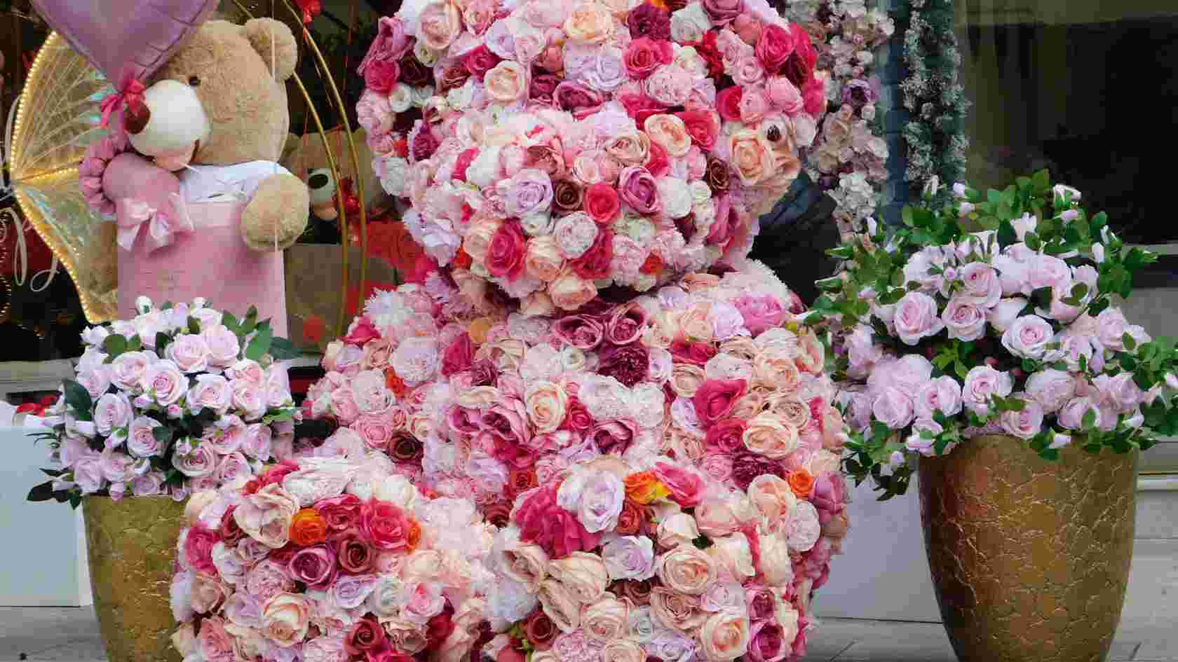 Unveiling the Charm of Flower Teddy Bears
