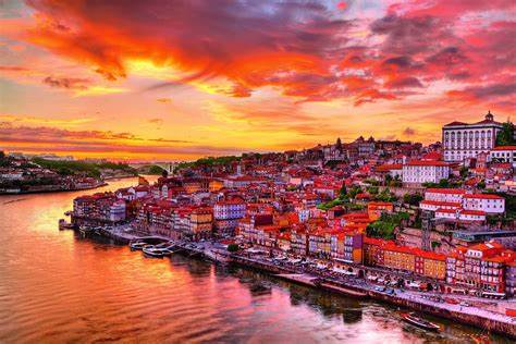 Exploring the Charm of Lisbon: Unraveling the Magic of Holiday Apartments