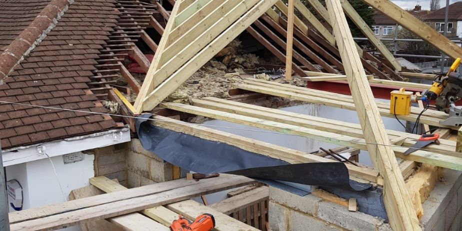 Roof Techies: Elevating Roof Maintenance Standards in Ealing, Greater London