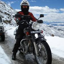 What to Consider When Choosing Motorcycle Tours For Long Trips
