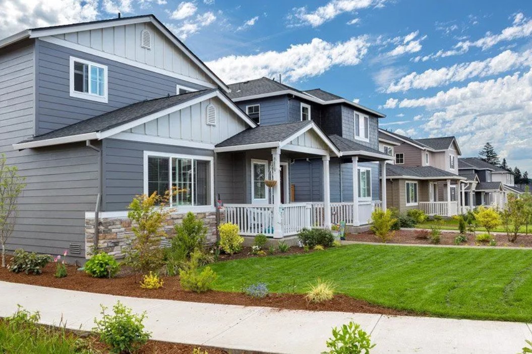 Understanding the Core Services of a Local Roofing Contractor