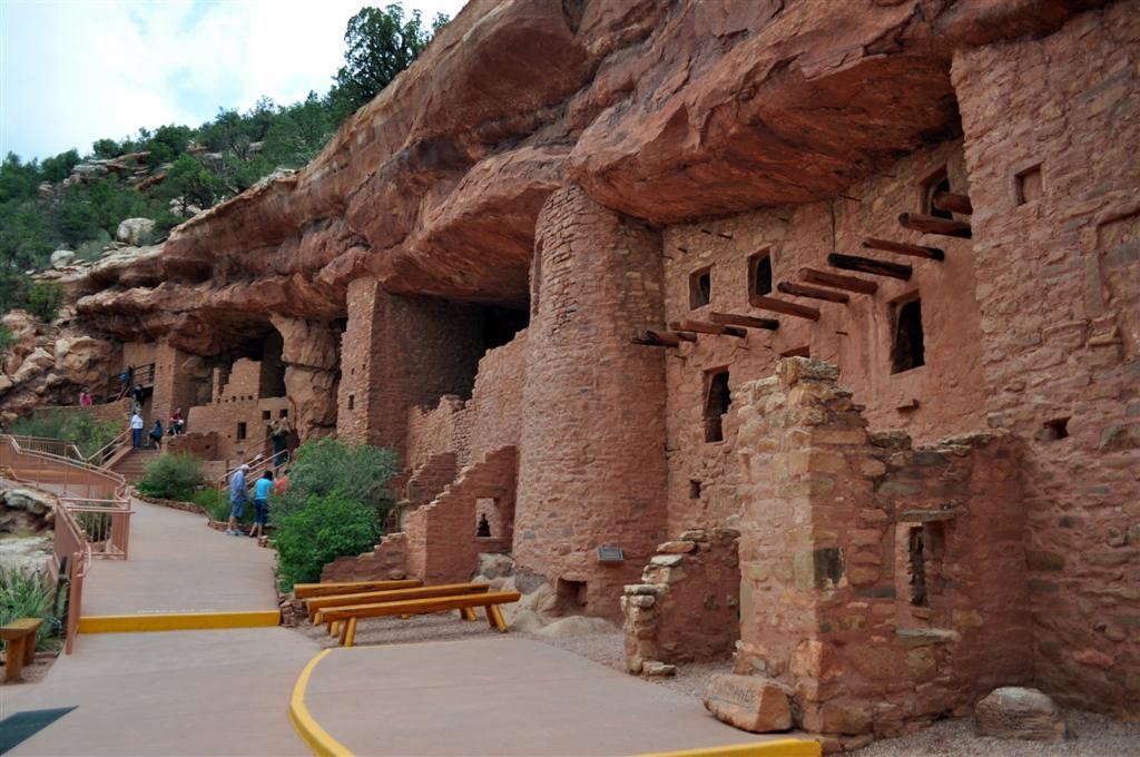 Discover Colorado Springs' Best Outdoor and Historical Treasures: Red Rock Canyon and Manitou Cliff Dwellings