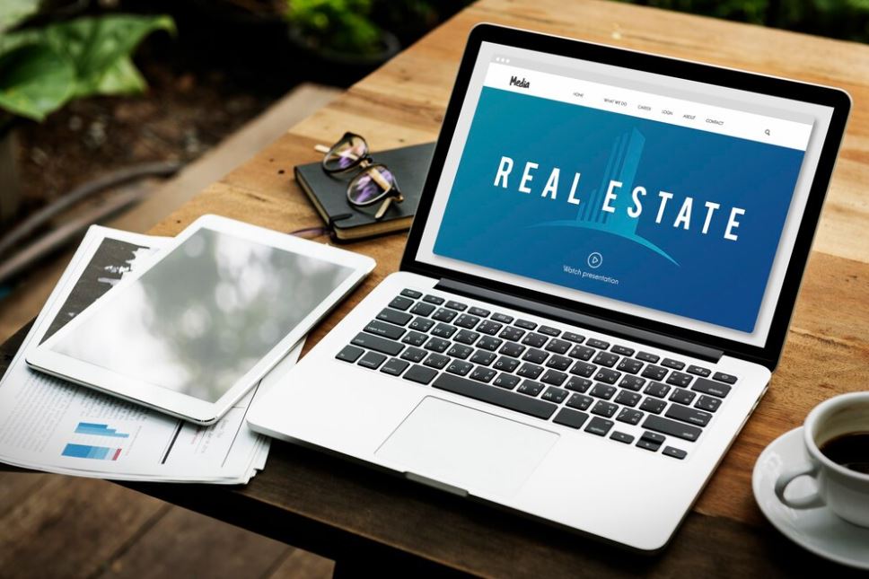 Top 5 Essential Mailing Lists Every Real Estate Investor Must Have in 2024