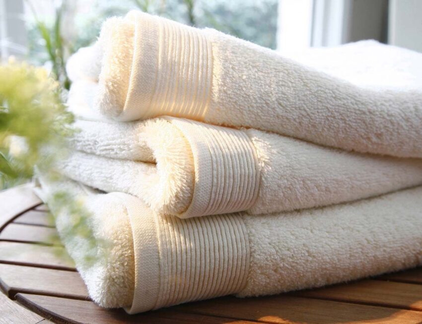 Indulge In Luxury: Options Of Premium Bath Towels