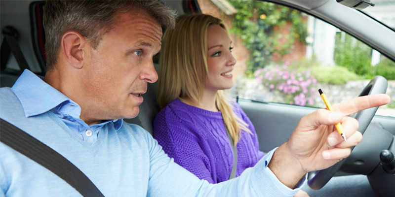 How to Choose the Right Driving Instructor for You